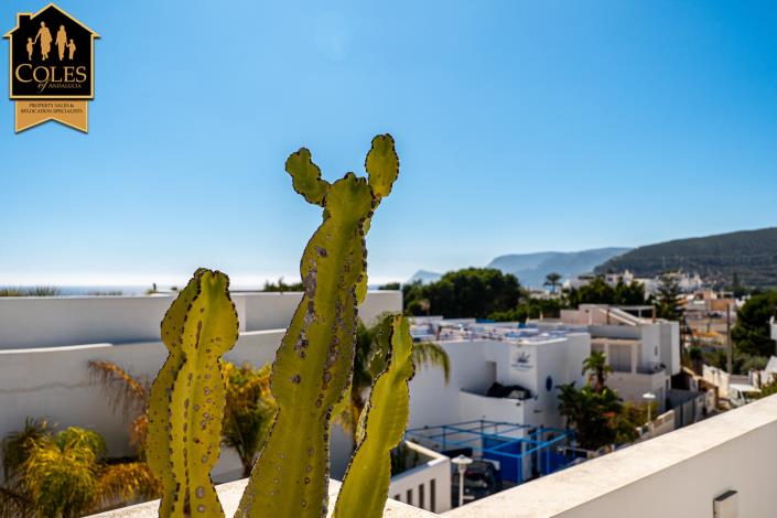 Image No.5-3 Bed Townhouse for sale