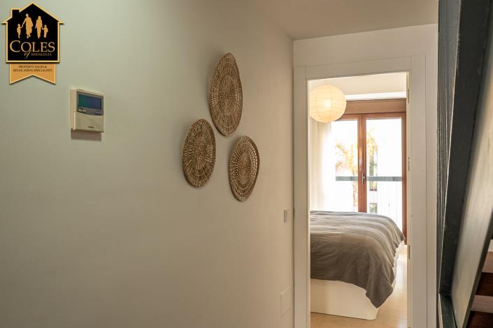 Image No.40-3 Bed Townhouse for sale