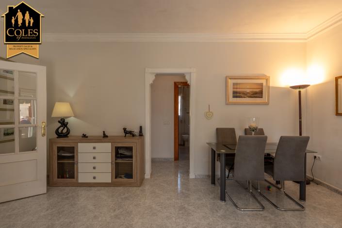 Image No.11-2 Bed Villa / Detached for sale