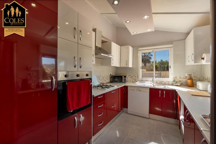 Image No.14-2 Bed Villa / Detached for sale