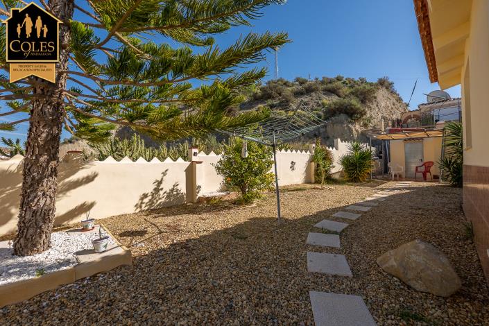 Image No.33-2 Bed Villa / Detached for sale