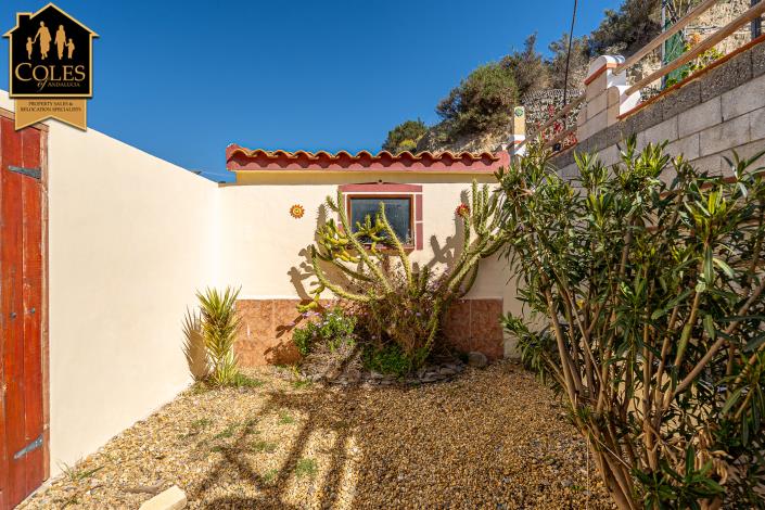 Image No.38-2 Bed Villa / Detached for sale