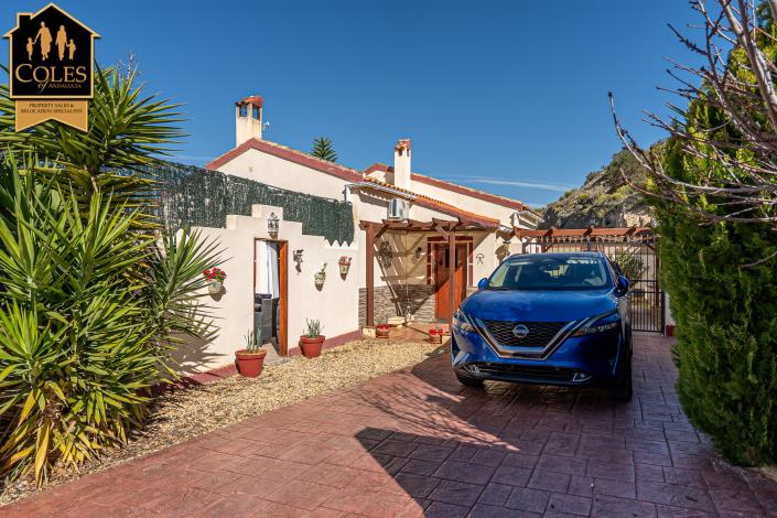 Image No.40-2 Bed Villa / Detached for sale