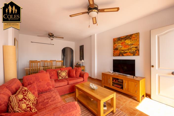 Image No.9-2 Bed Townhouse for sale