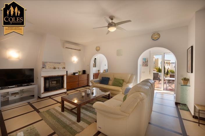 Image No.6-4 Bed Villa / Detached for sale