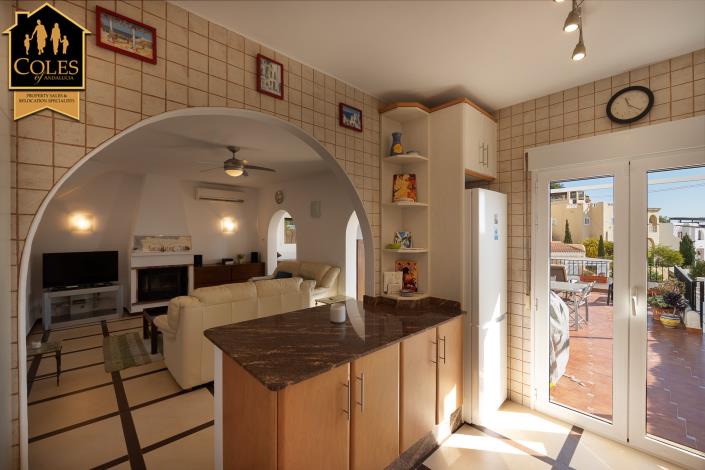 Image No.12-4 Bed Villa / Detached for sale