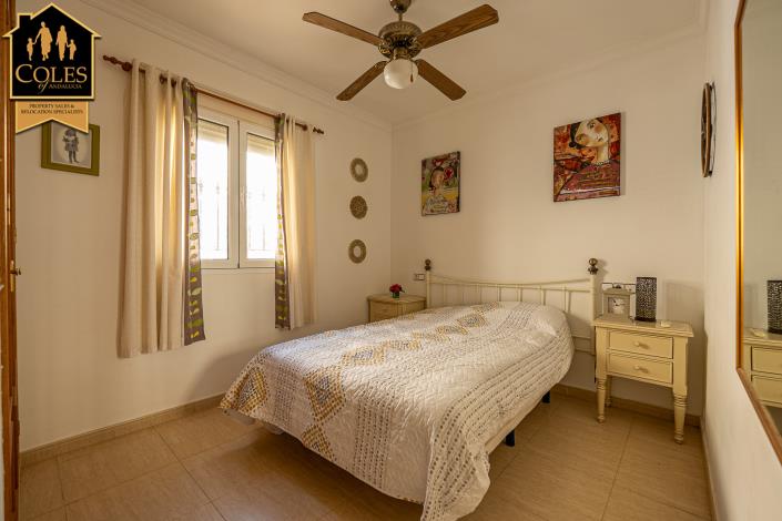 Image No.19-3 Bed Villa / Detached for sale