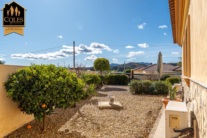 Image No.27-3 Bed Villa / Detached for sale