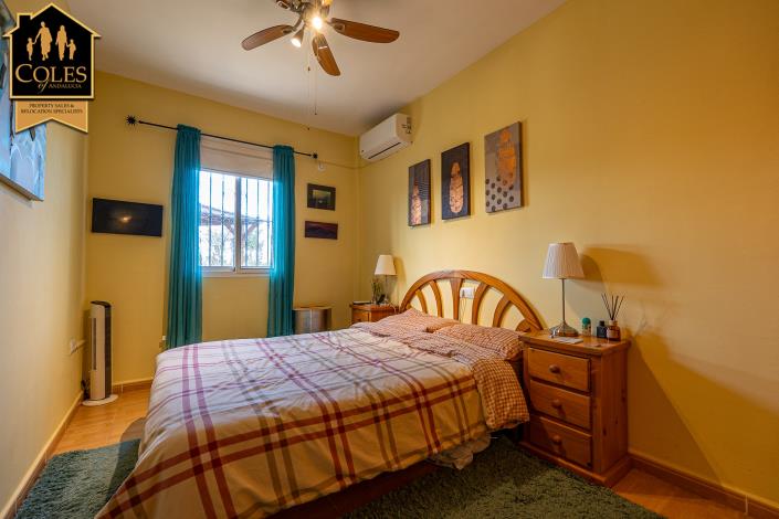 Image No.15-3 Bed Villa / Detached for sale