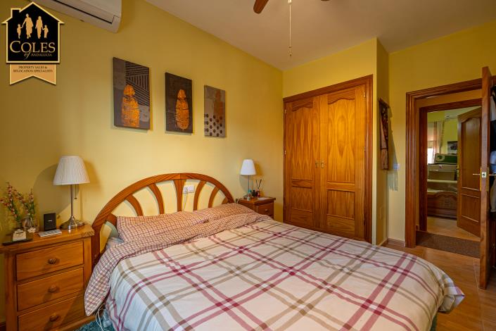 Image No.16-3 Bed Villa / Detached for sale