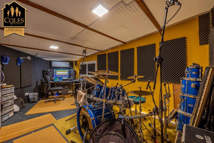 Image No.24-3 Bed Villa / Detached for sale