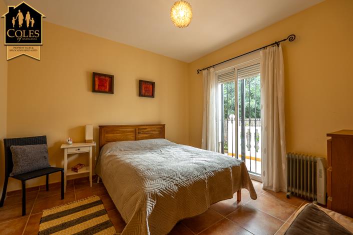 Image No.17-3 Bed Villa / Detached for sale