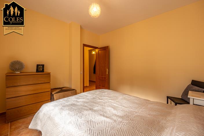 Image No.18-3 Bed Villa / Detached for sale