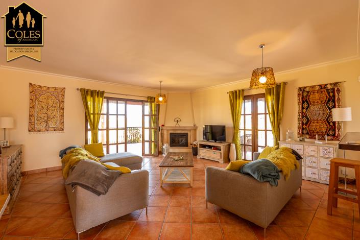 Image No.9-4 Bed Villa / Detached for sale