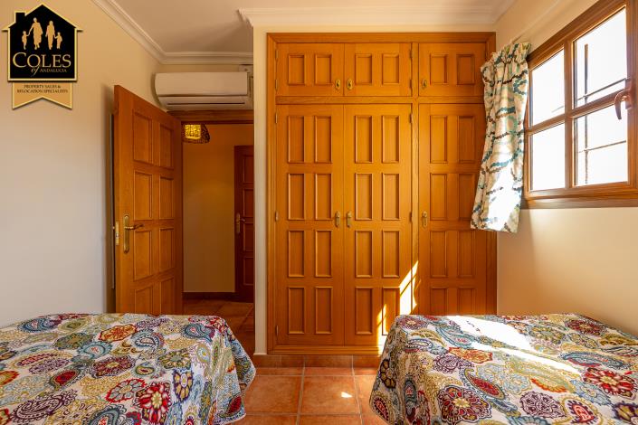 Image No.18-4 Bed Villa / Detached for sale