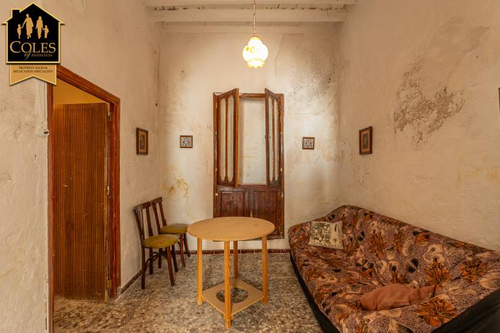 Image No.11-2 Bed Townhouse for sale