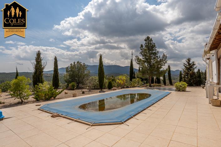 Image No.7-3 Bed Villa / Detached for sale