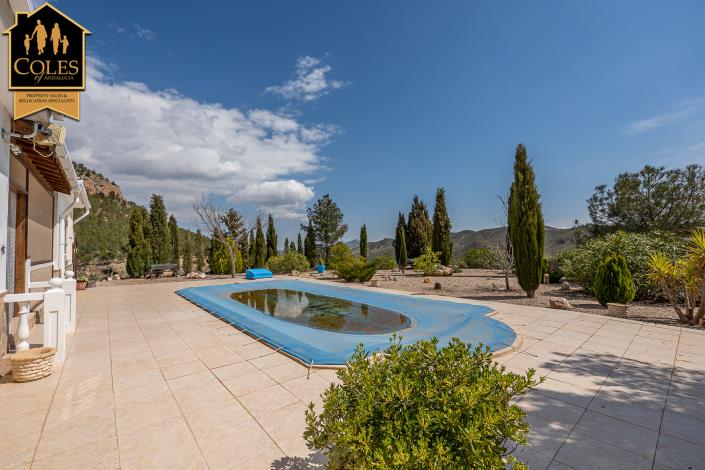 Image No.9-3 Bed Villa / Detached for sale