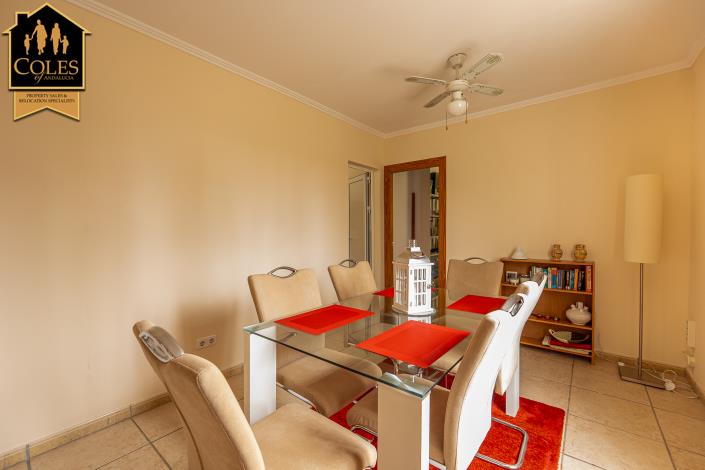 Image No.18-3 Bed Villa / Detached for sale