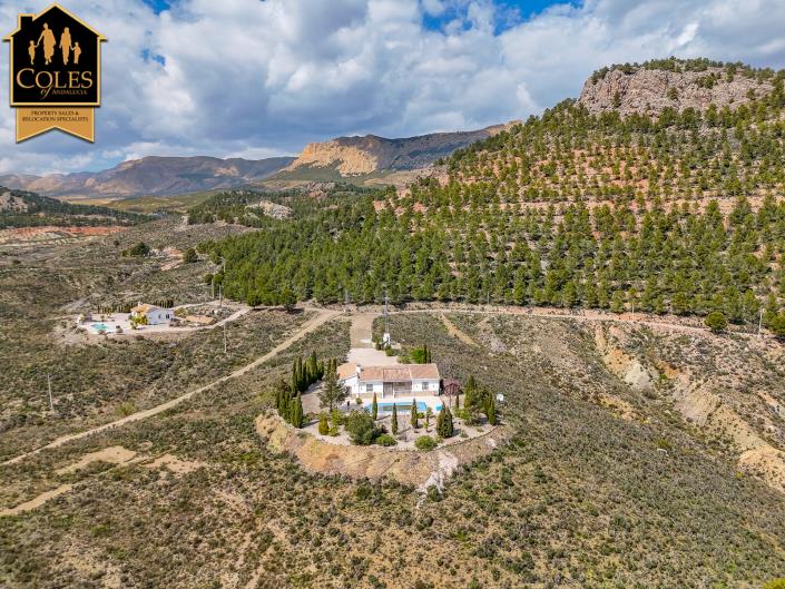 Image No.31-3 Bed Villa / Detached for sale