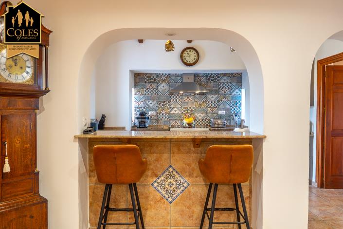 Image No.19-4 Bed Villa / Detached for sale