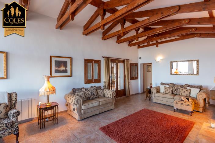 Image No.25-4 Bed Villa / Detached for sale