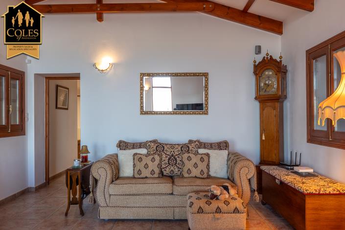 Image No.26-4 Bed Villa / Detached for sale