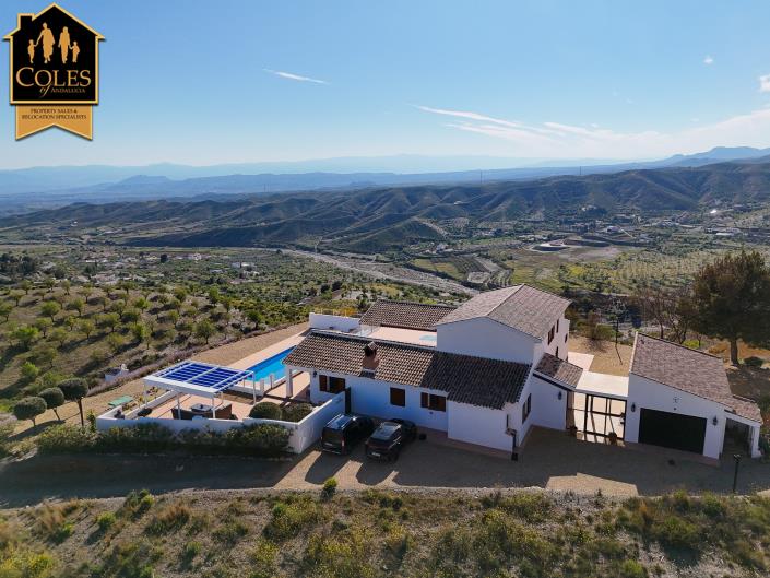 Image No.55-4 Bed Villa / Detached for sale