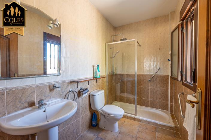 Image No.16-4 Bed Villa / Detached for sale