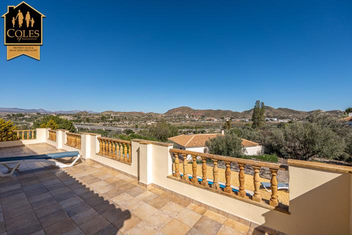 Image No.28-4 Bed Villa / Detached for sale