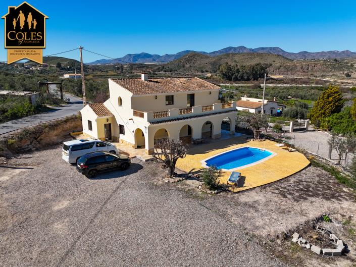 Image No.32-4 Bed Villa / Detached for sale