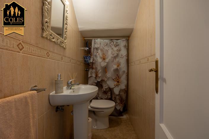 Image No.9-3 Bed Townhouse for sale