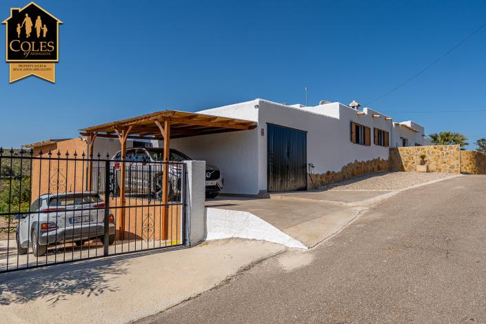 Image No.6-3 Bed Villa / Detached for sale