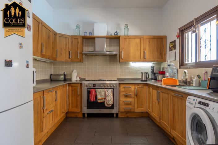 Image No.27-3 Bed Villa / Detached for sale