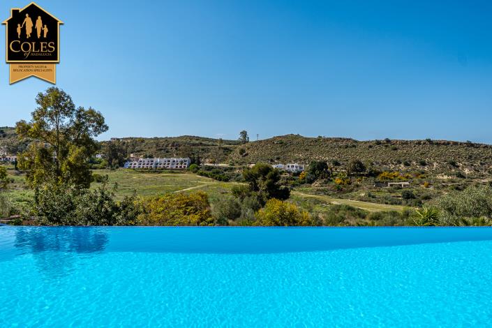 Image No.30-3 Bed Villa / Detached for sale