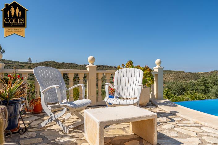 Image No.35-3 Bed Villa / Detached for sale