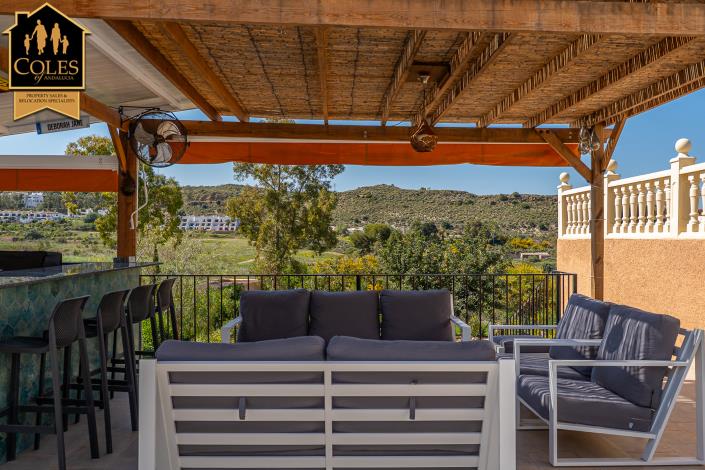 Image No.37-3 Bed Villa / Detached for sale