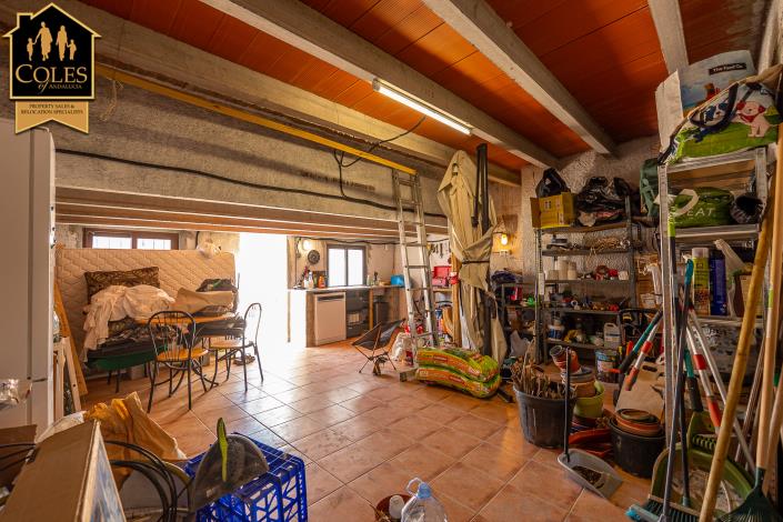 Image No.43-3 Bed Villa / Detached for sale