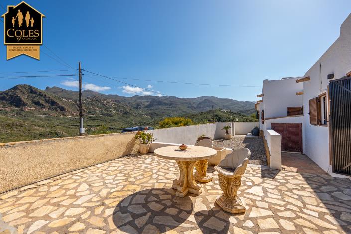 Image No.47-3 Bed Villa / Detached for sale