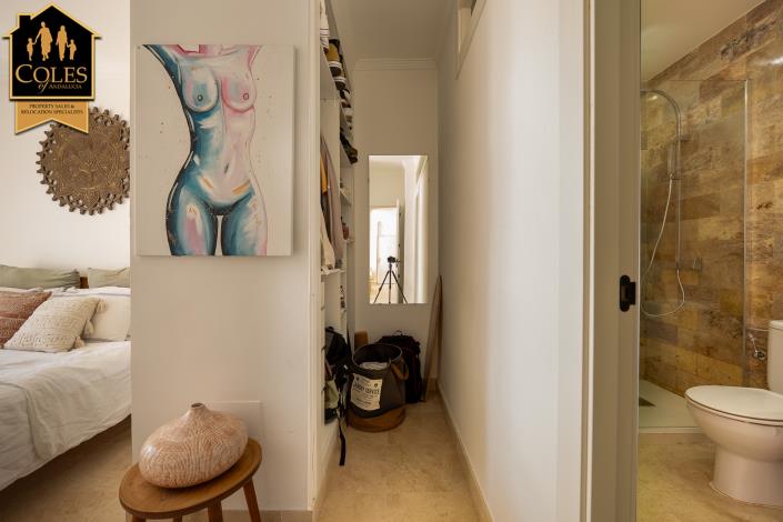 Image No.11-3 Bed Apartment for sale