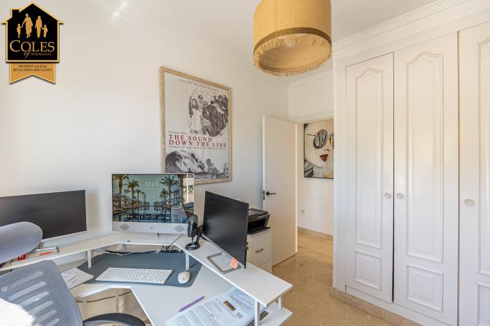 Image No.16-3 Bed Apartment for sale