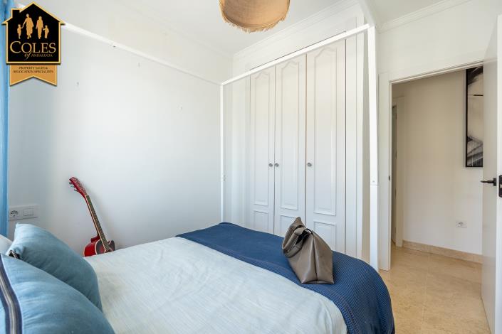 Image No.19-3 Bed Apartment for sale