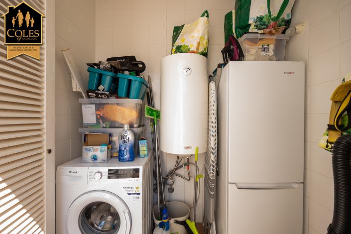 Image No.21-3 Bed Apartment for sale