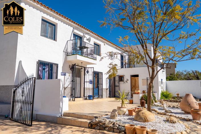 Image No.4-7 Bed Cortijo for sale