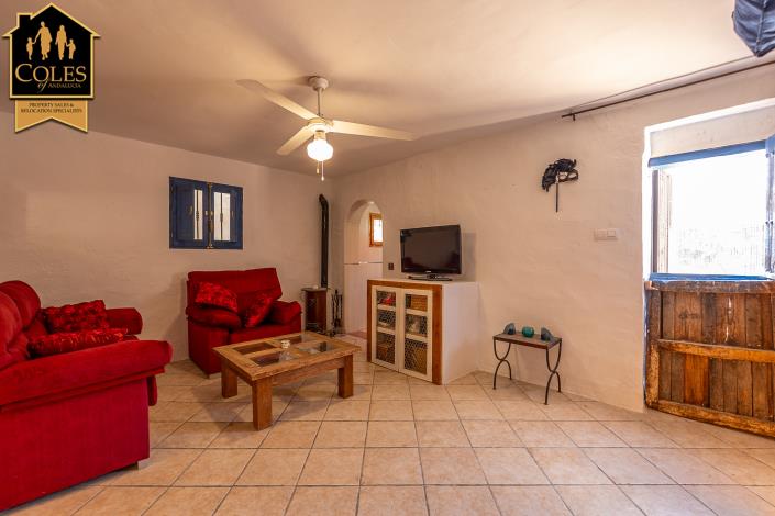 Image No.21-7 Bed Cortijo for sale