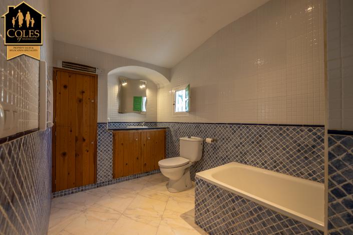 Image No.39-7 Bed Cortijo for sale