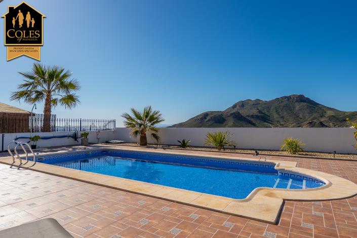 Image No.3-3 Bed Villa / Detached for sale