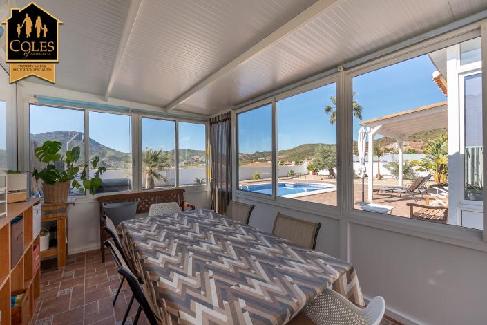 Image No.9-3 Bed Villa / Detached for sale