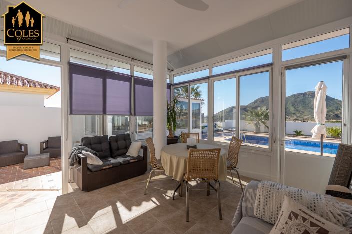 Image No.8-3 Bed Villa / Detached for sale