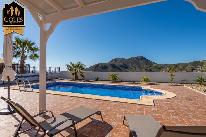 Image No.11-3 Bed Villa / Detached for sale